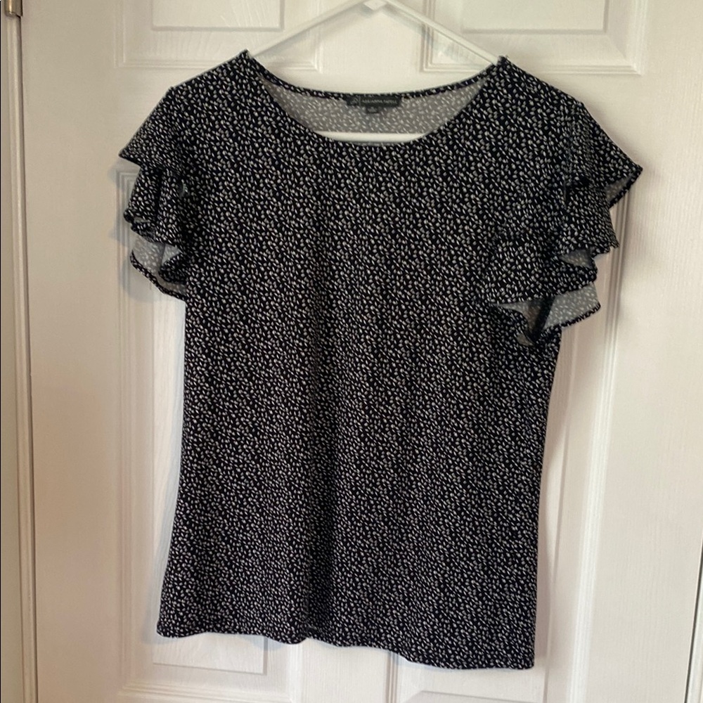 Adrianna Papell Black and White Ruffled Flutter Sleeve Blouse